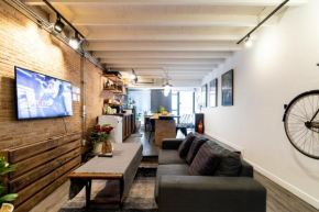 2BR House with Bathtub near Old City